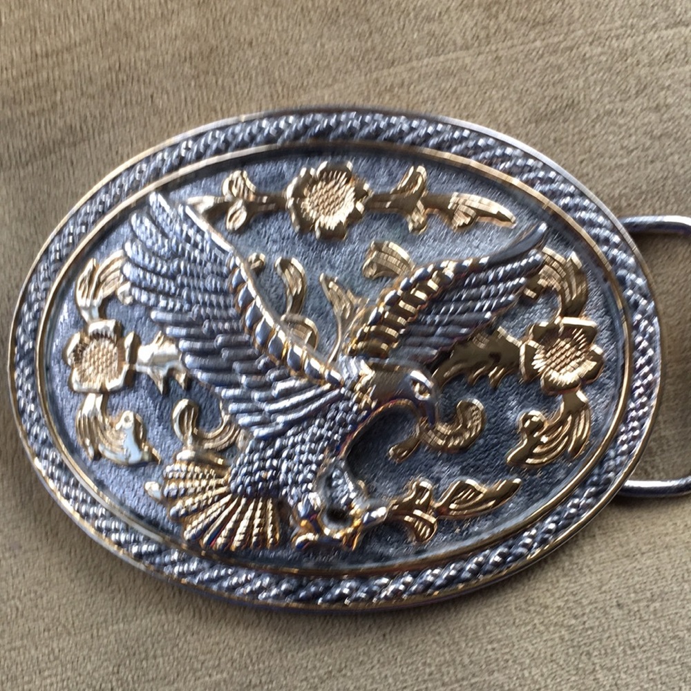 EUC vtg belt buckle eagle USA